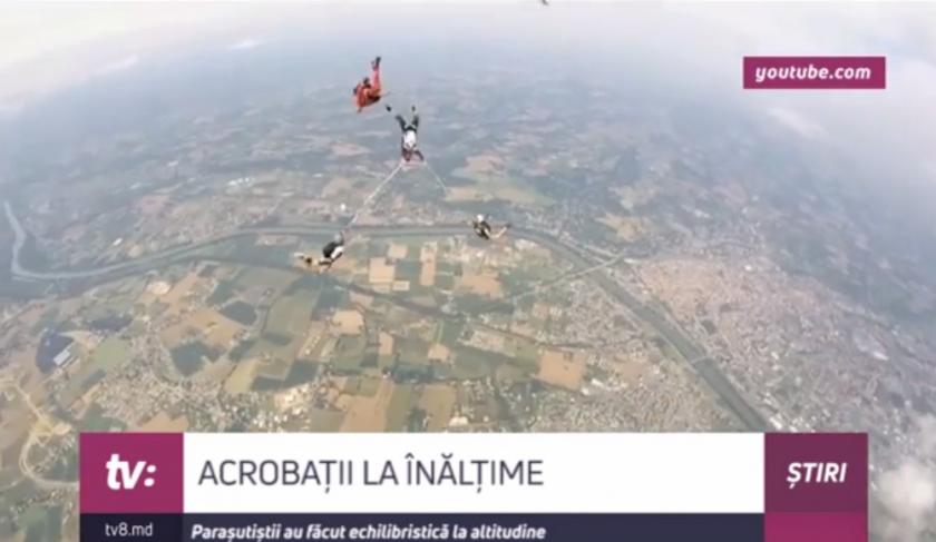 /VIDEO/ Cei mai buni parașutiști din lume demonstrează cum pot face acrobație complicate la înălțime