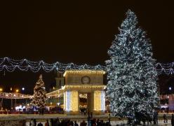 Когда зажгут огни? Новогоднюю елку в Кишиневе установят после 1 декабря