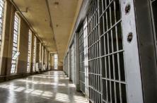 Un medic de la Penitenciarul Pruncul, trimis în judecată pentru că din neglijență ar fi cauzat moartea unei deținute