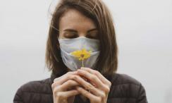 Studiu francez: Simţul mirosului după COVID-19 revine în general după opt luni