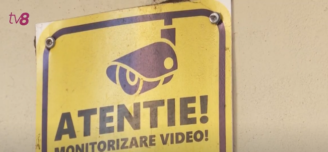 6547