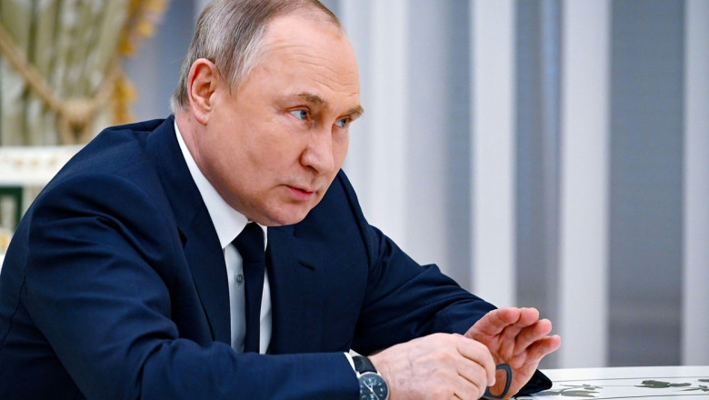 Elitele și opinia publică din Rusia se întorc împotriva lui Putin? Președintele rus, din ce în ce mai izolat la el în țară