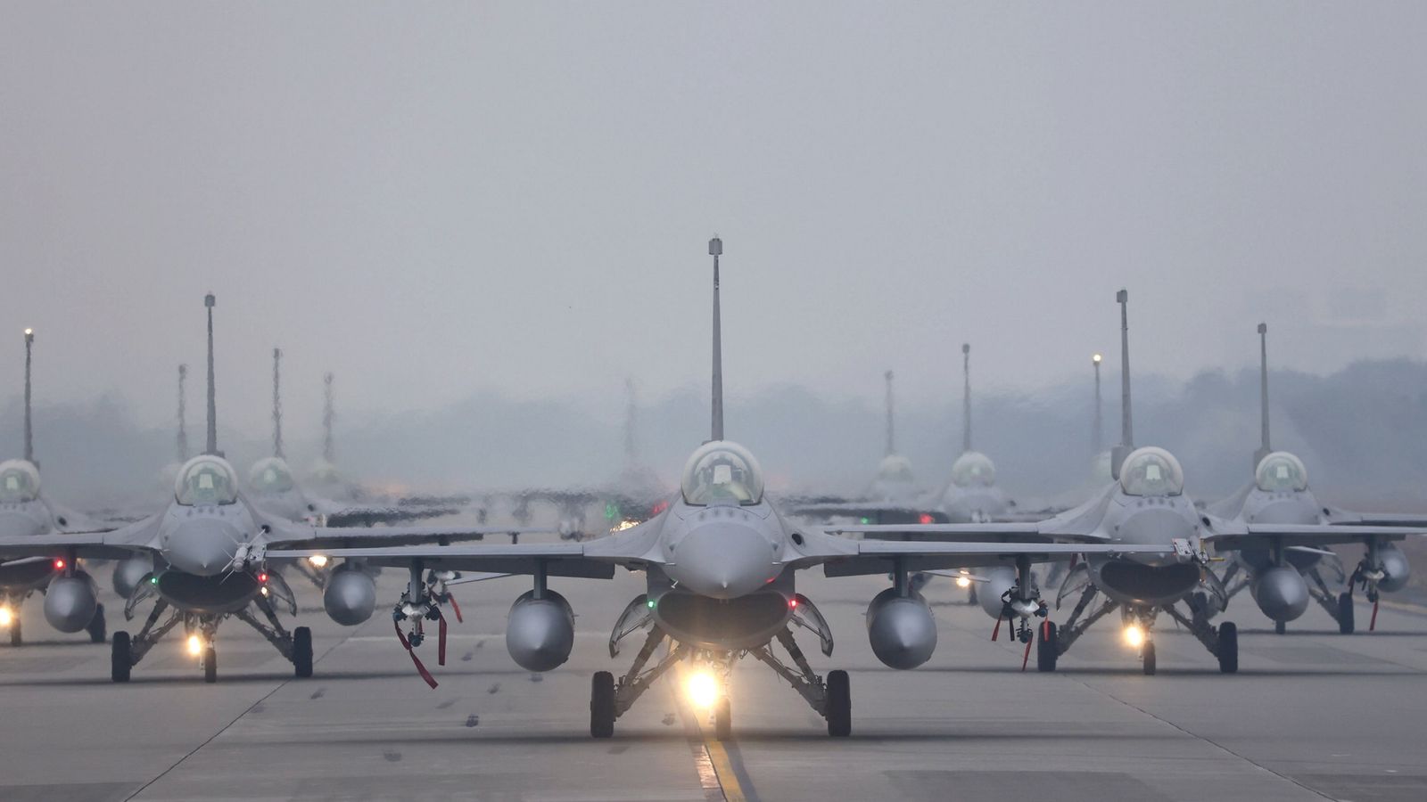 skynews-taiwan-jets-china_5853702