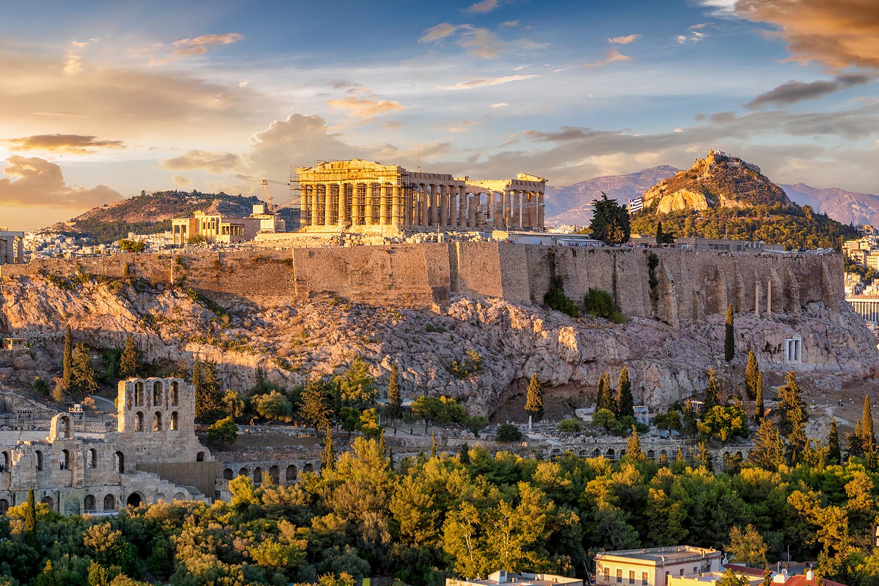 Hero-UltGreece-shutterstock_1168009126