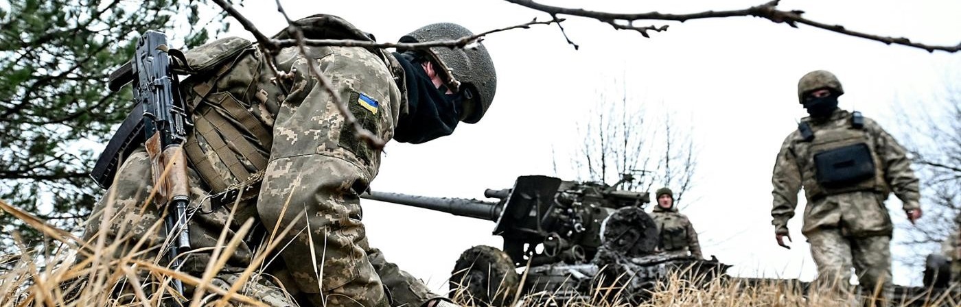 174ca7_1_weaver_war-in-ukraine_reuters_article
