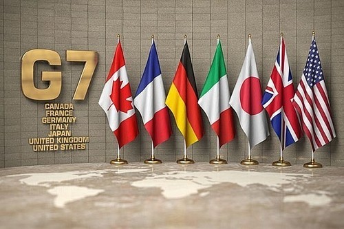 11-g7lapquy_YPWE