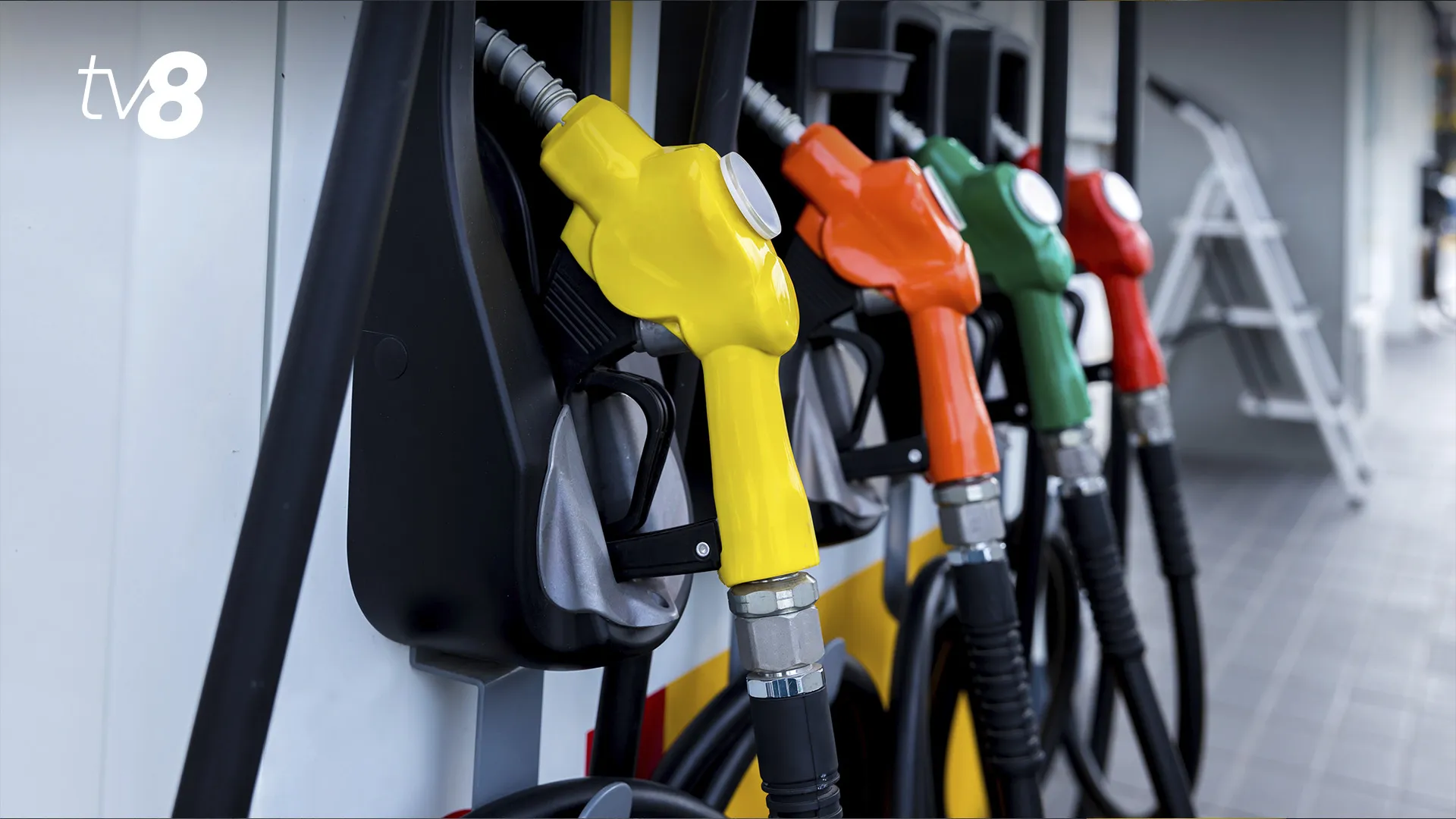 Noi ieftiniri la carburanți, anunțate de ANRE: Cât vor costa benzina și motorina pe 17 aprilie 2026