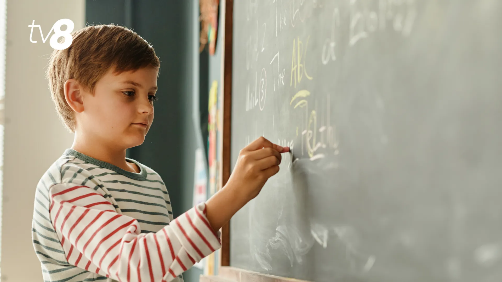 /VIDEO/ Zvonuri dezmințite: Doar 10 școli vor fi închise după reorganizare. Ce se întâmplă cu restul