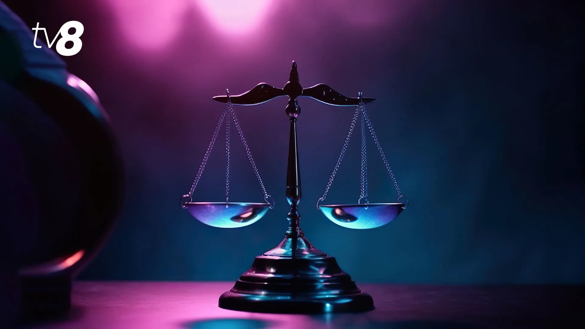 /VIDEO/ Ar fi încercat să-și ucidă fratele geamăn: Cum se apără inculpatul găsit vinovat