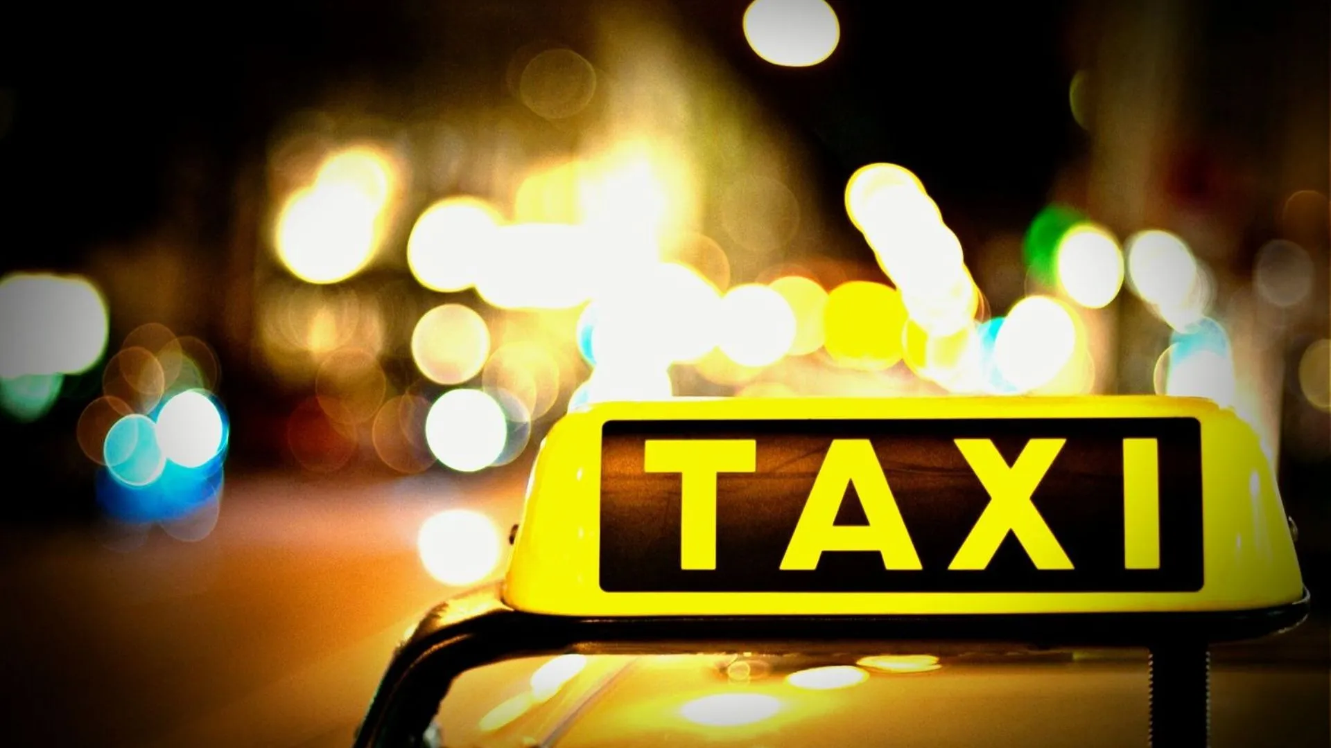 /VIDEO/ Taxi oprit de polițiști la Ungheni: Cine era pasagerul care a ajuns direct după gratii