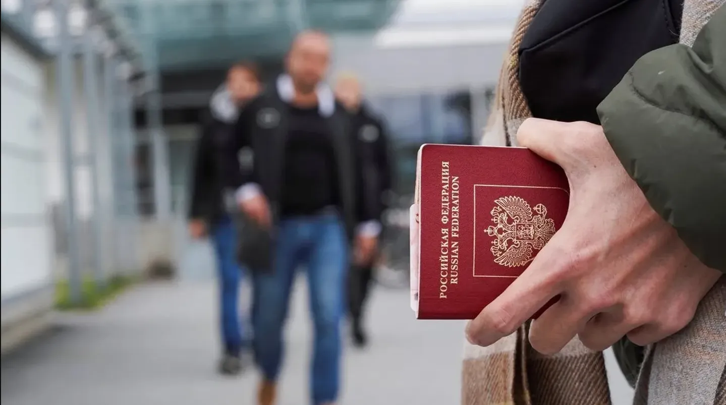 российский паспорт на границе