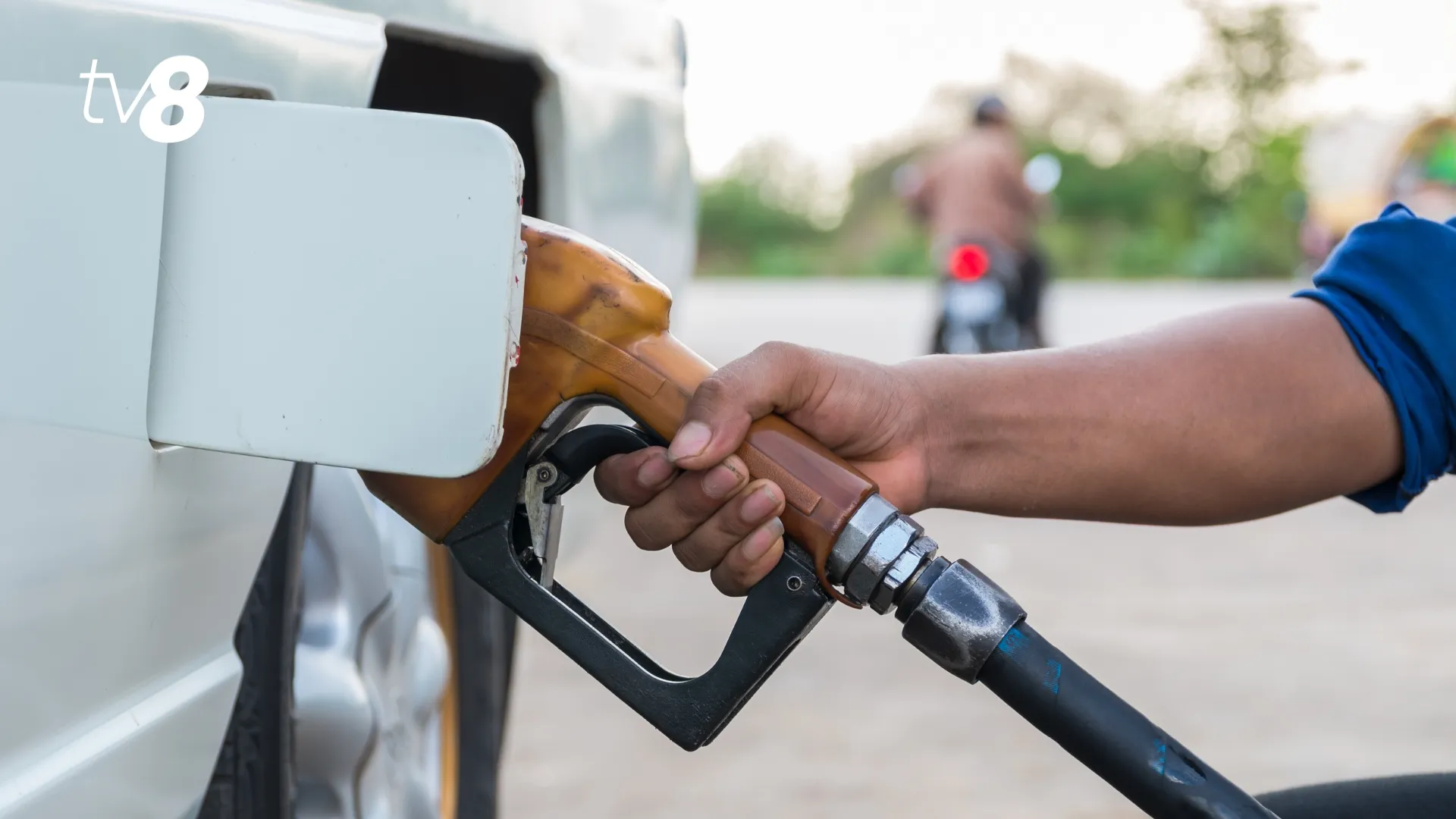 Carburanții continuă să se scumpească: Cât vor costa benzina și motorina pe 18 martie 2026