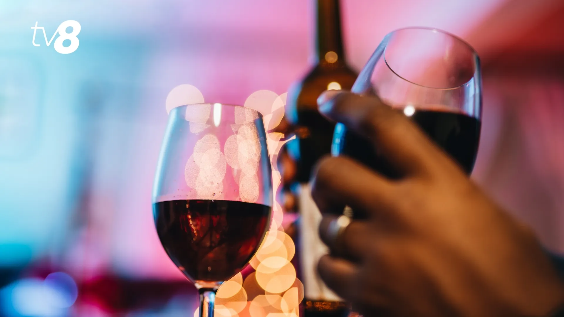 O seară cu alcool și bani dispăruți: Anchetă la Tiraspol după un chef între doi tineri