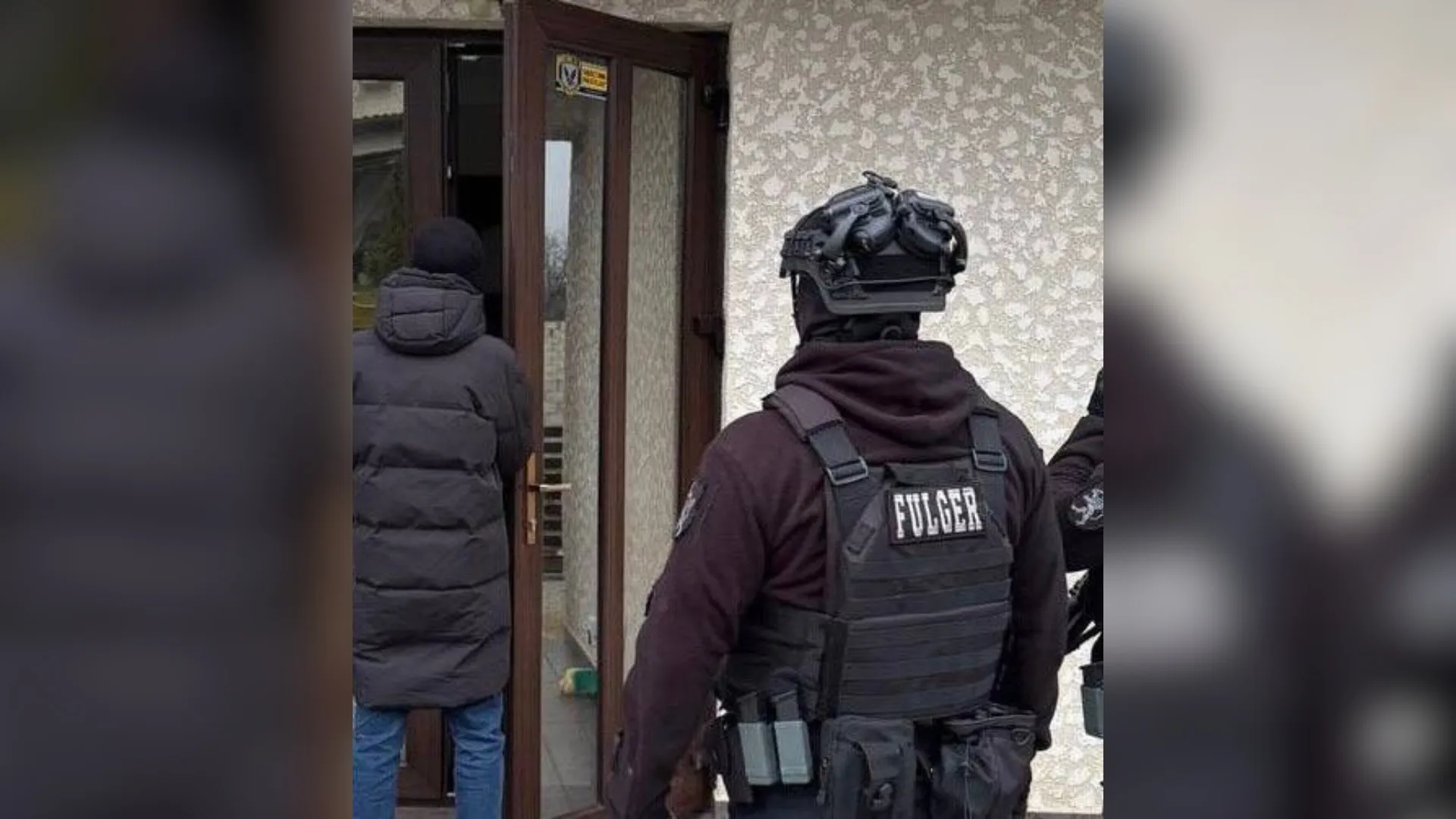 Percheziții matinale la Chișinău și Ialoveni: Mai multe persoane ar fi utilizat date secrete în interes personal