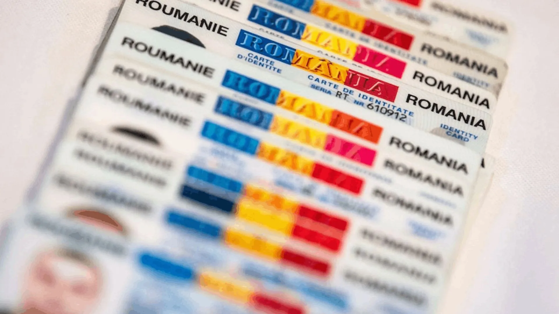 Domiciliați fictiv în Botoșani: Peste 8.000 de persoane, inclusiv din Moldova, riscă să rămână fără act de identitate românesc