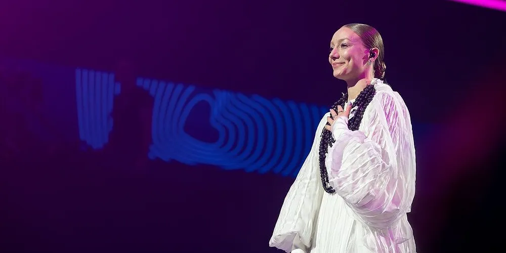 /VIDEO/ Cine va reprezenta Ucraina la Eurovision 2026? Satoshi, invitat special în finala selecției naționale la Kiev