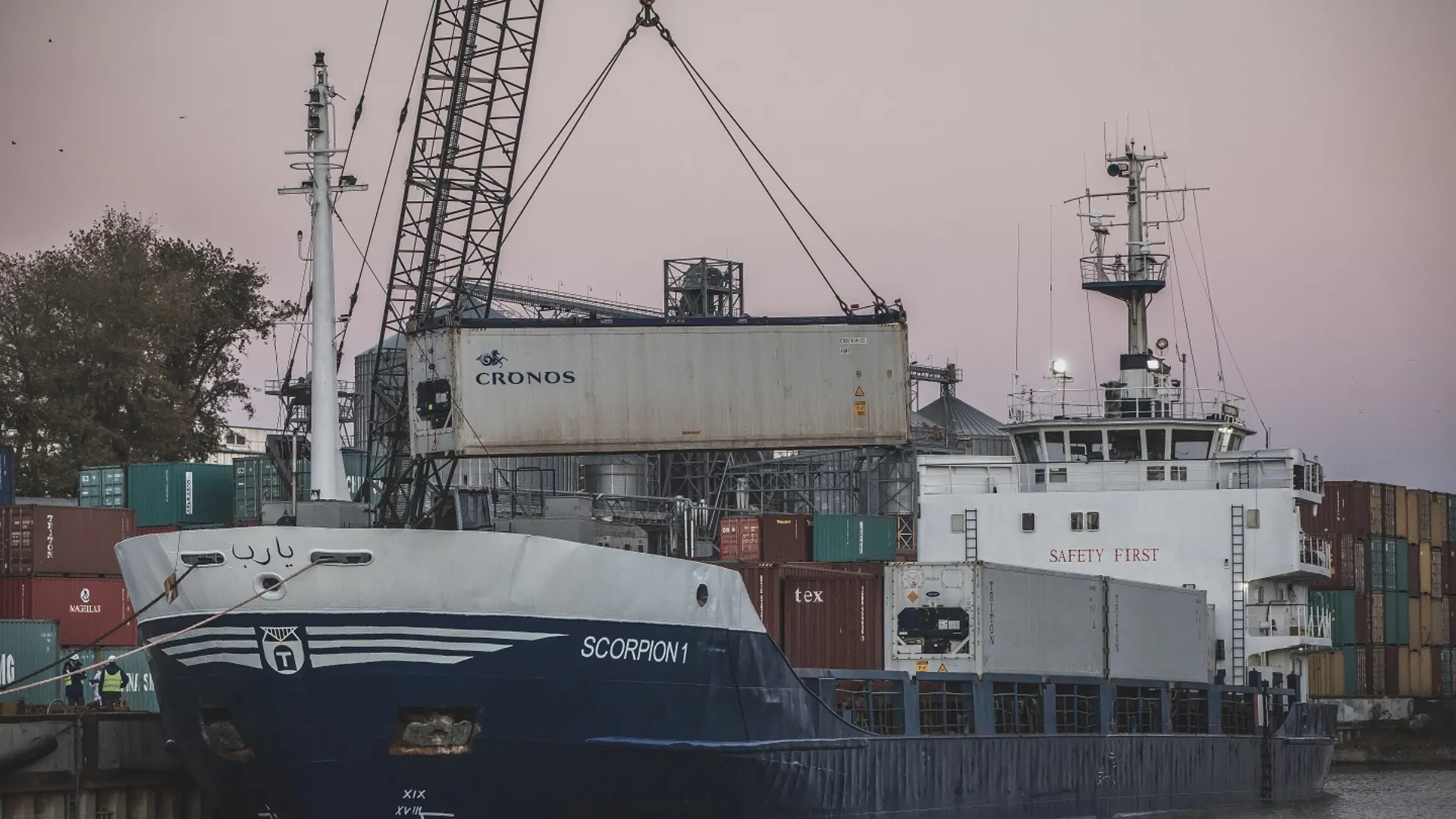 /VIDEO/ Tranzacție încheiată: Portul Liber Giurgiulești din Moldova, vândut României