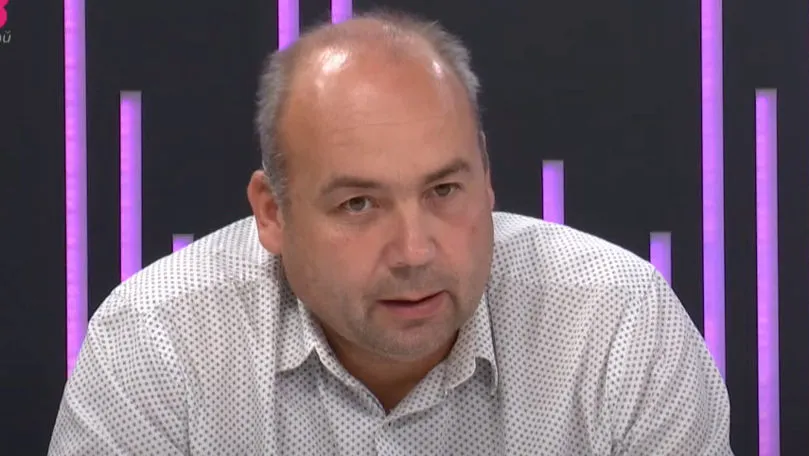 498e4bd383216f01dc3dfe64f3420351