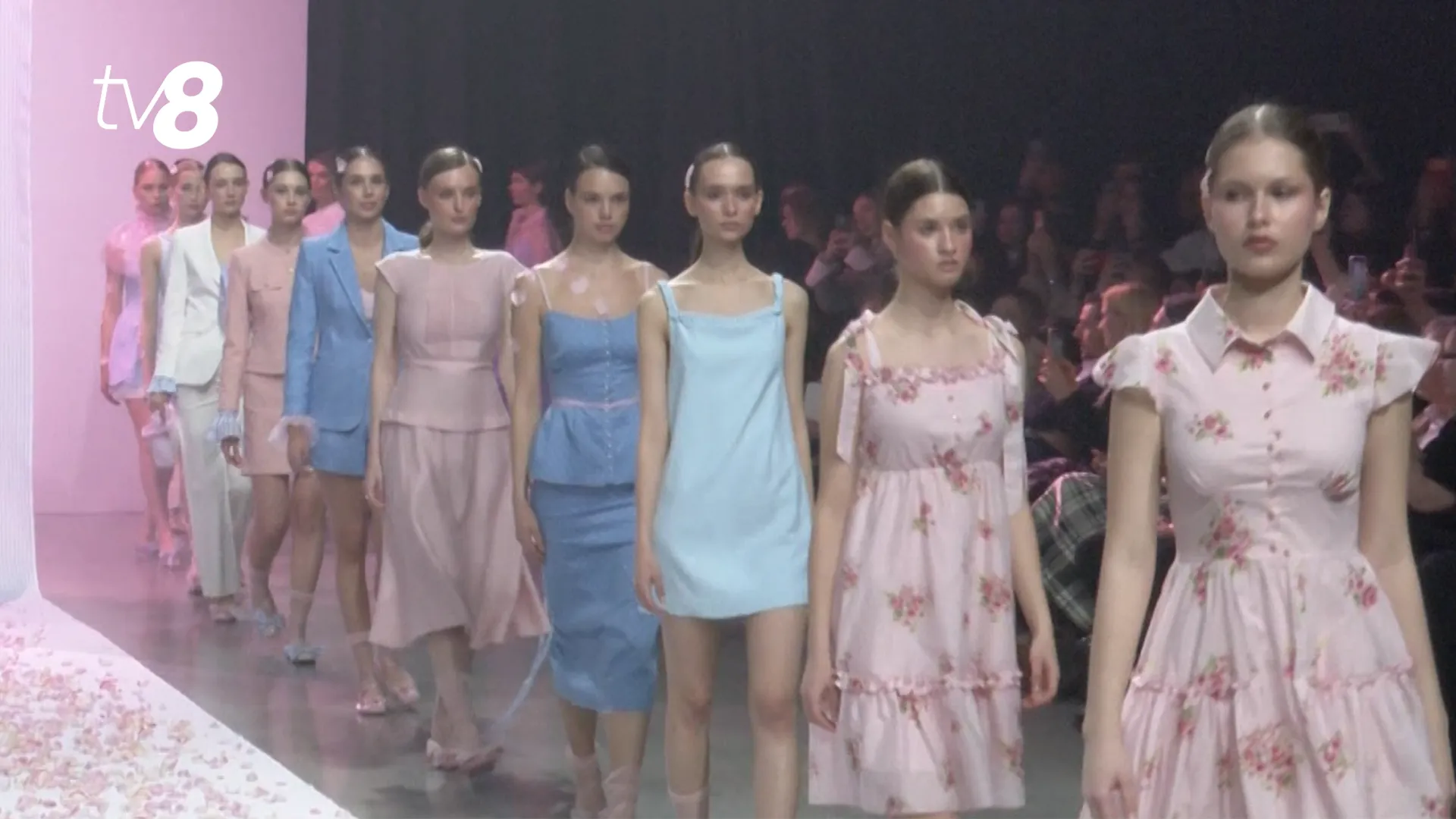 /VIDEO/ Colecție nouă de la Georgette: 29 de ținute rafinate, prezentate în cadrul Moldovan Brands Runway /P/