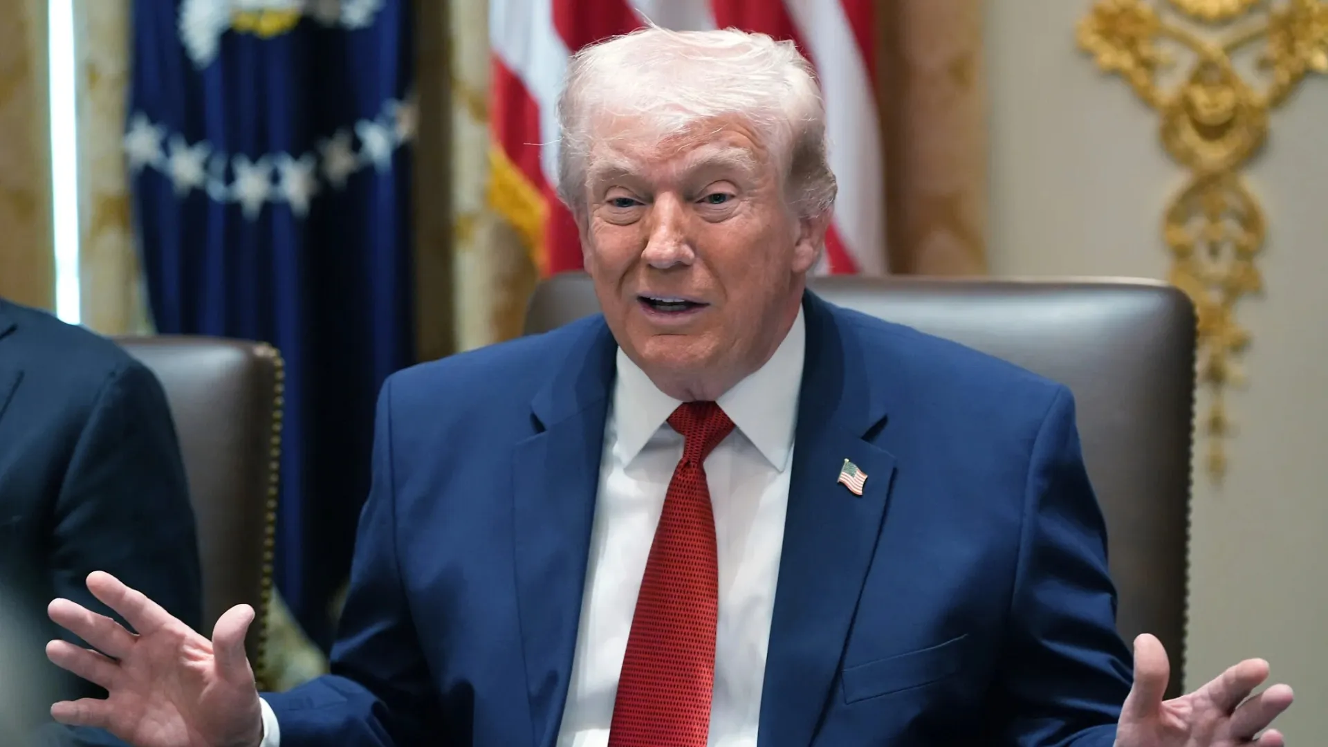 Trump amână ofensiva asupra infrastructurii energetice din Iran: „Negocierile merg foarte bine”