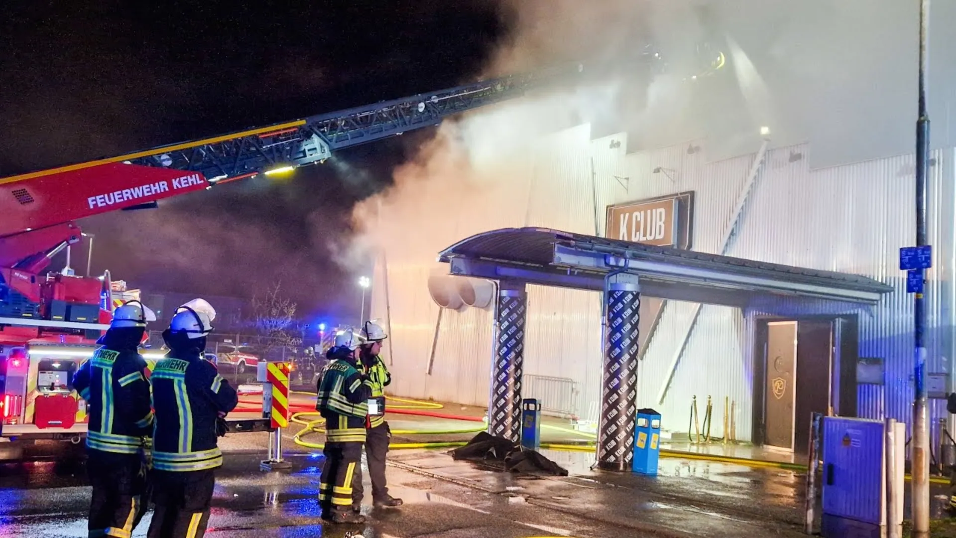 Un club de noapte din Germania a fost mistuit de flăcări: Circa 750 de persoane se aflau în interior