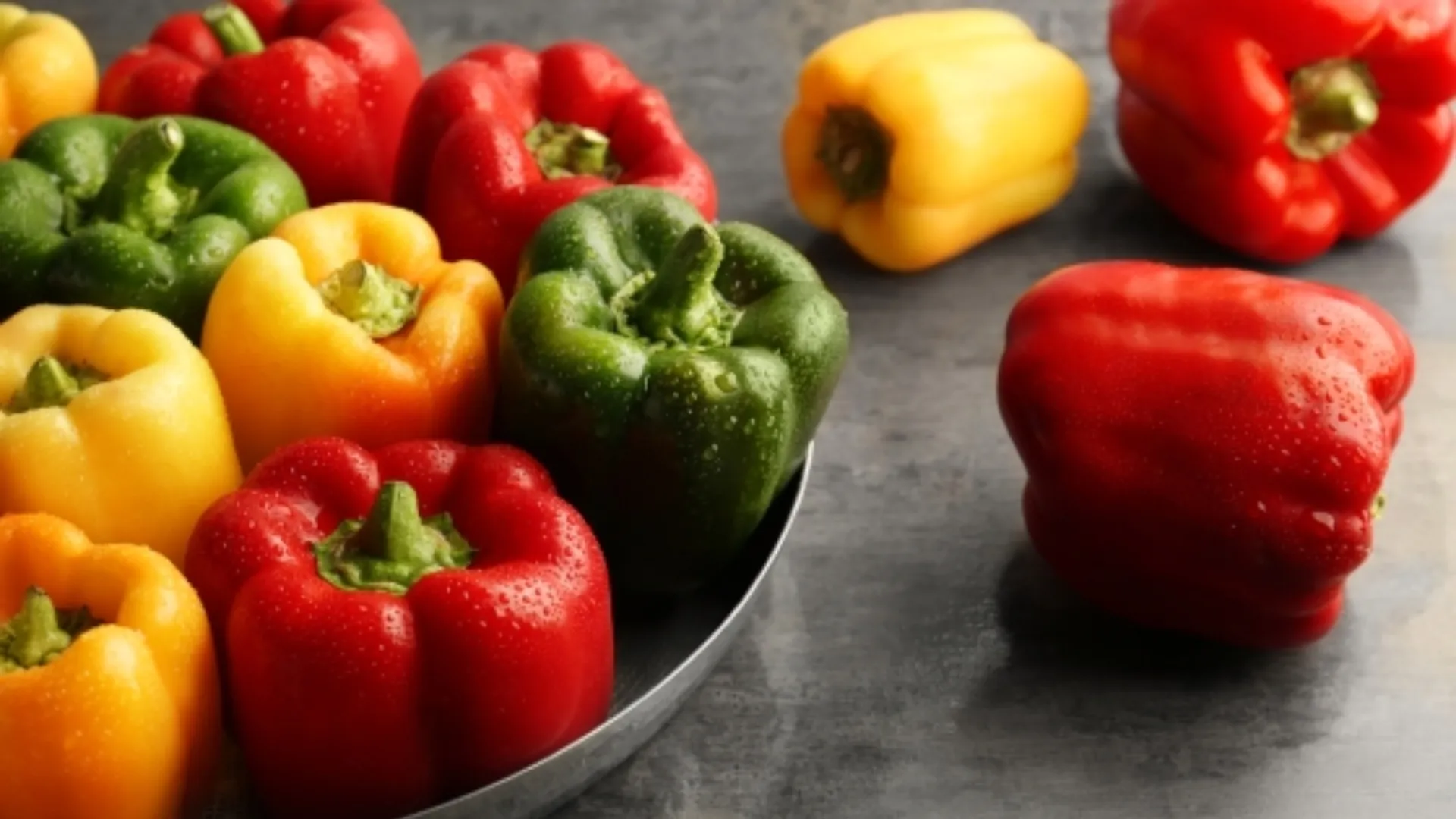 Ardei gras verde, galben sau roșu: Care este diferența dintre ei și beneficiile fiecăruia