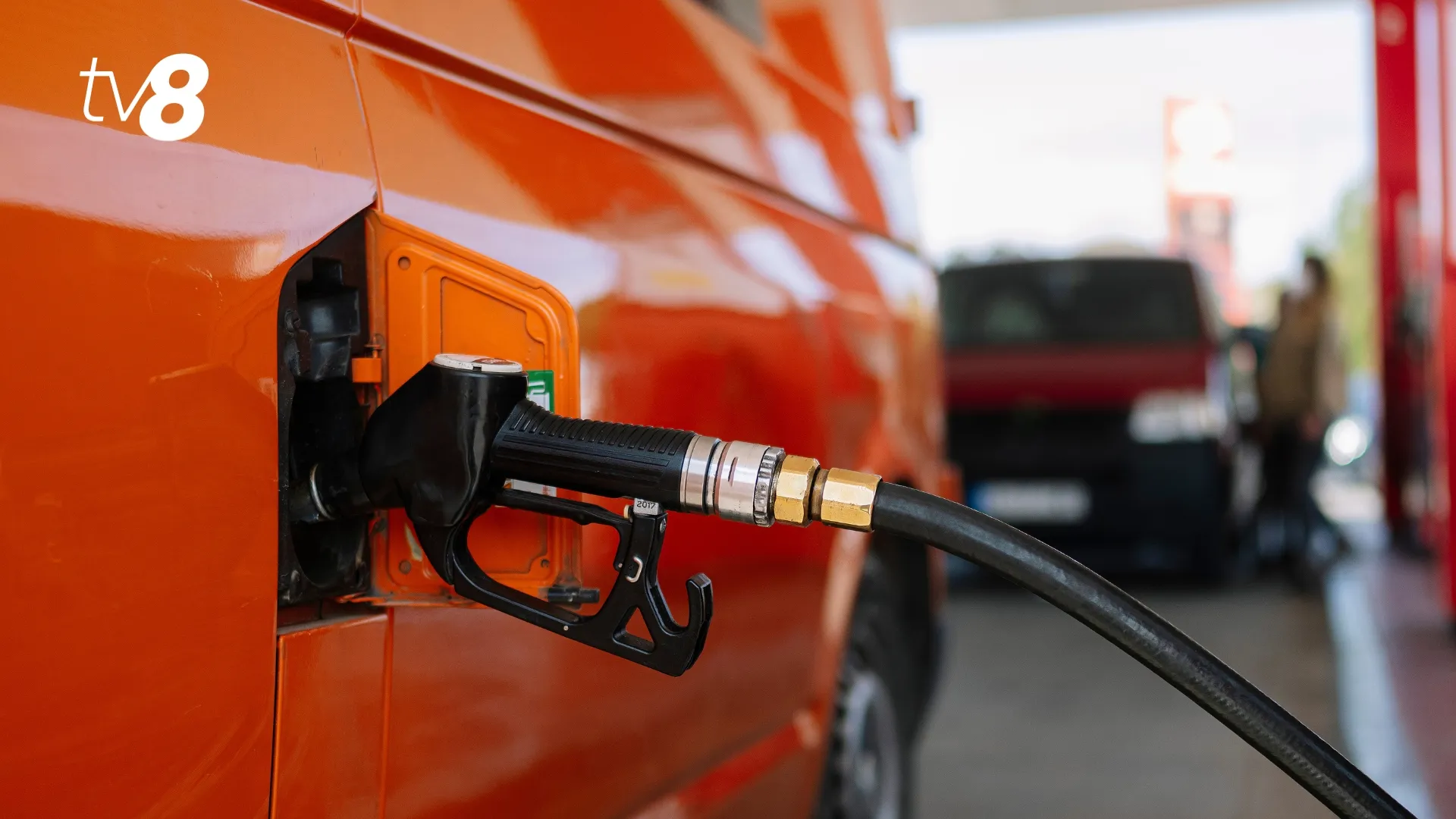 /VIDEO/ Fermierii amenință cu proteste după scumpirile record la motorină: Audieri, anunțate de Parlament