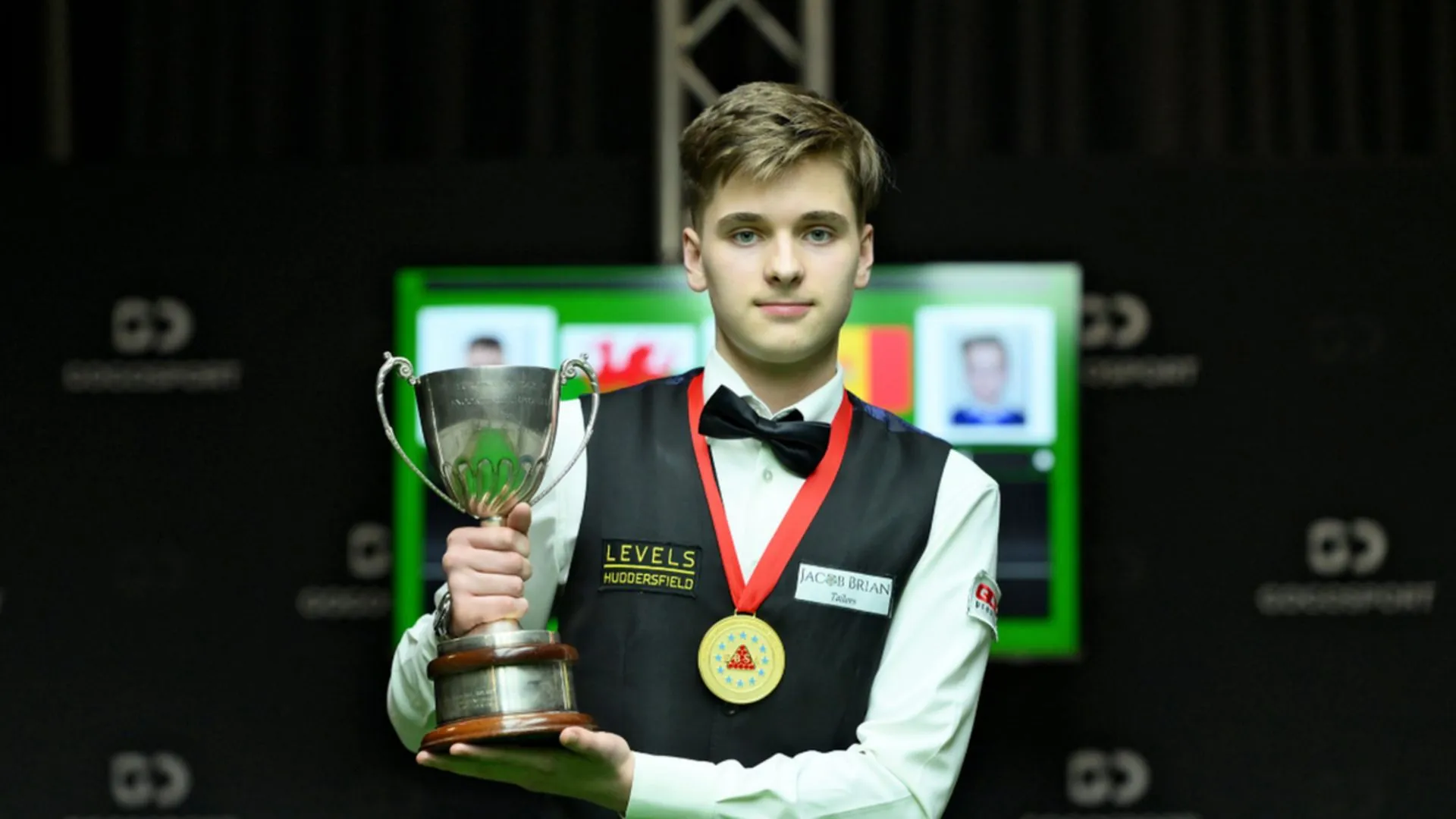 Vladislav Grădinari, în calificări la Campionatul Mondial de snooker: Luptă cu cea mai titrată jucătoare din istorie