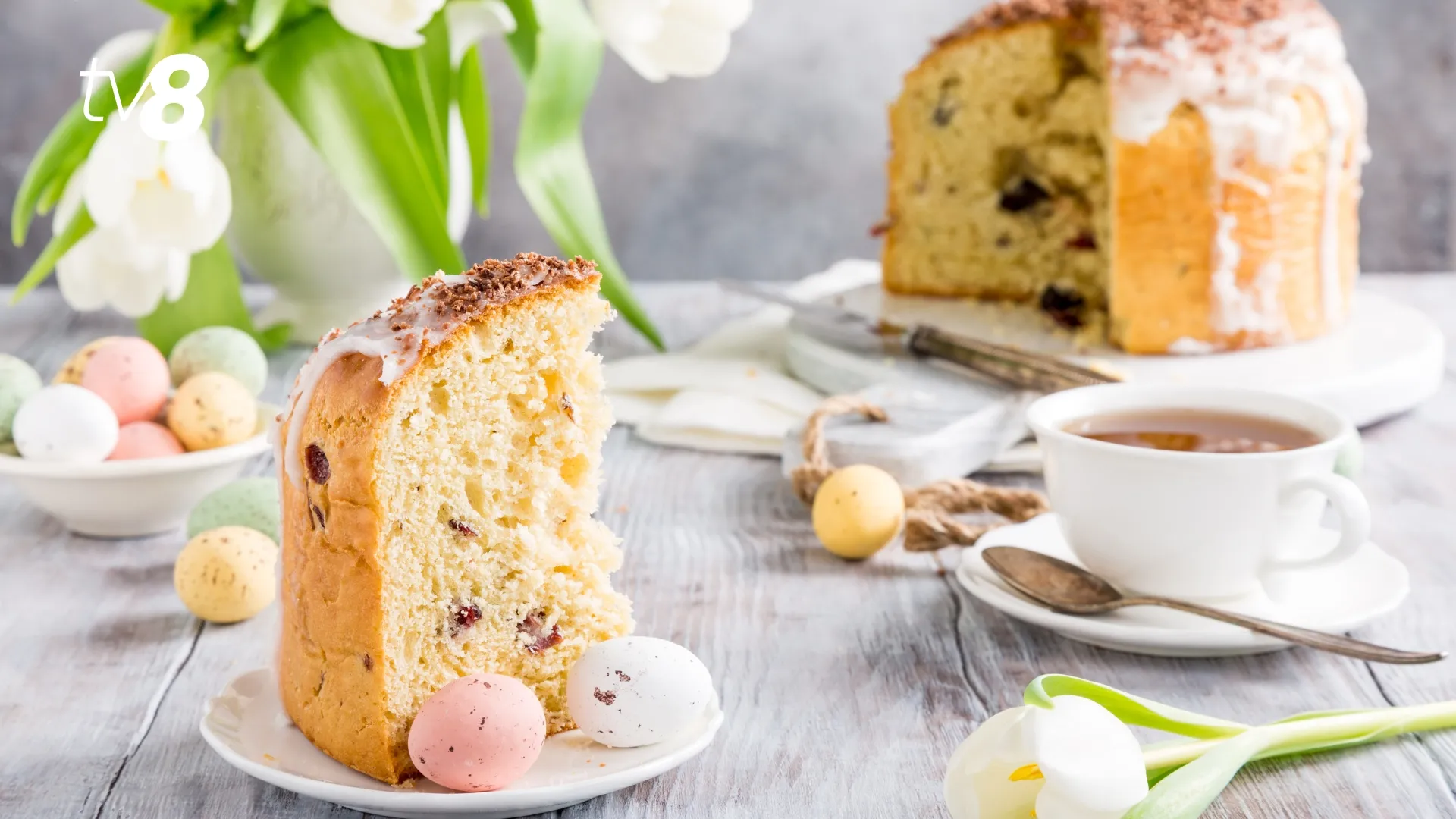 /VIDEO/ Drumul cozonacului spre masa de sărbătoare: Cum prind forme copturile pascale în brutării