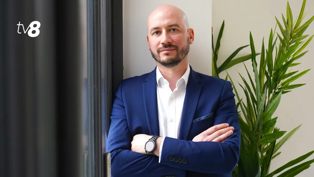 /FOTO/ „Moldova noastră e în suflet”: Cum a devenit Ilie Batîr contabilul de încredere al englezilor