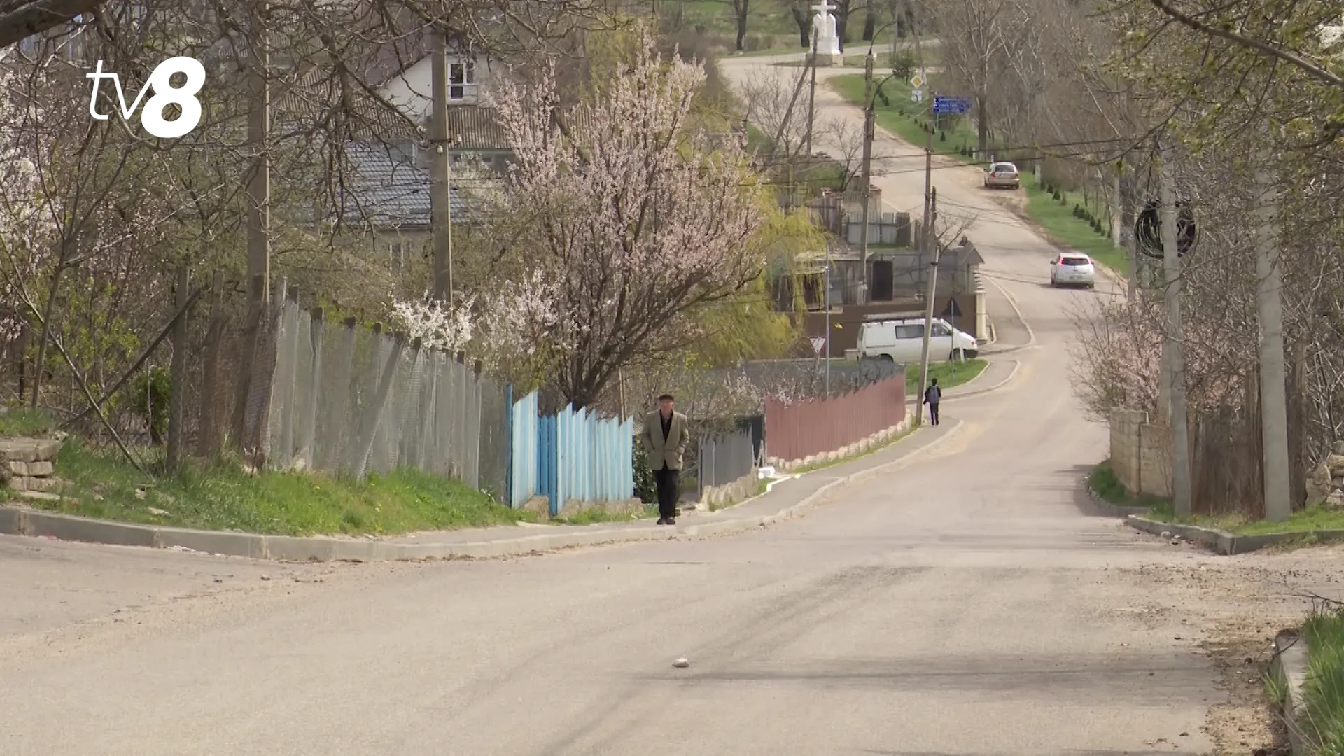 /VIDEO/ Reducerea numărului de raioane, neclară pentru cetățeni: Oamenii din sate se tem de pierderea primăriilor