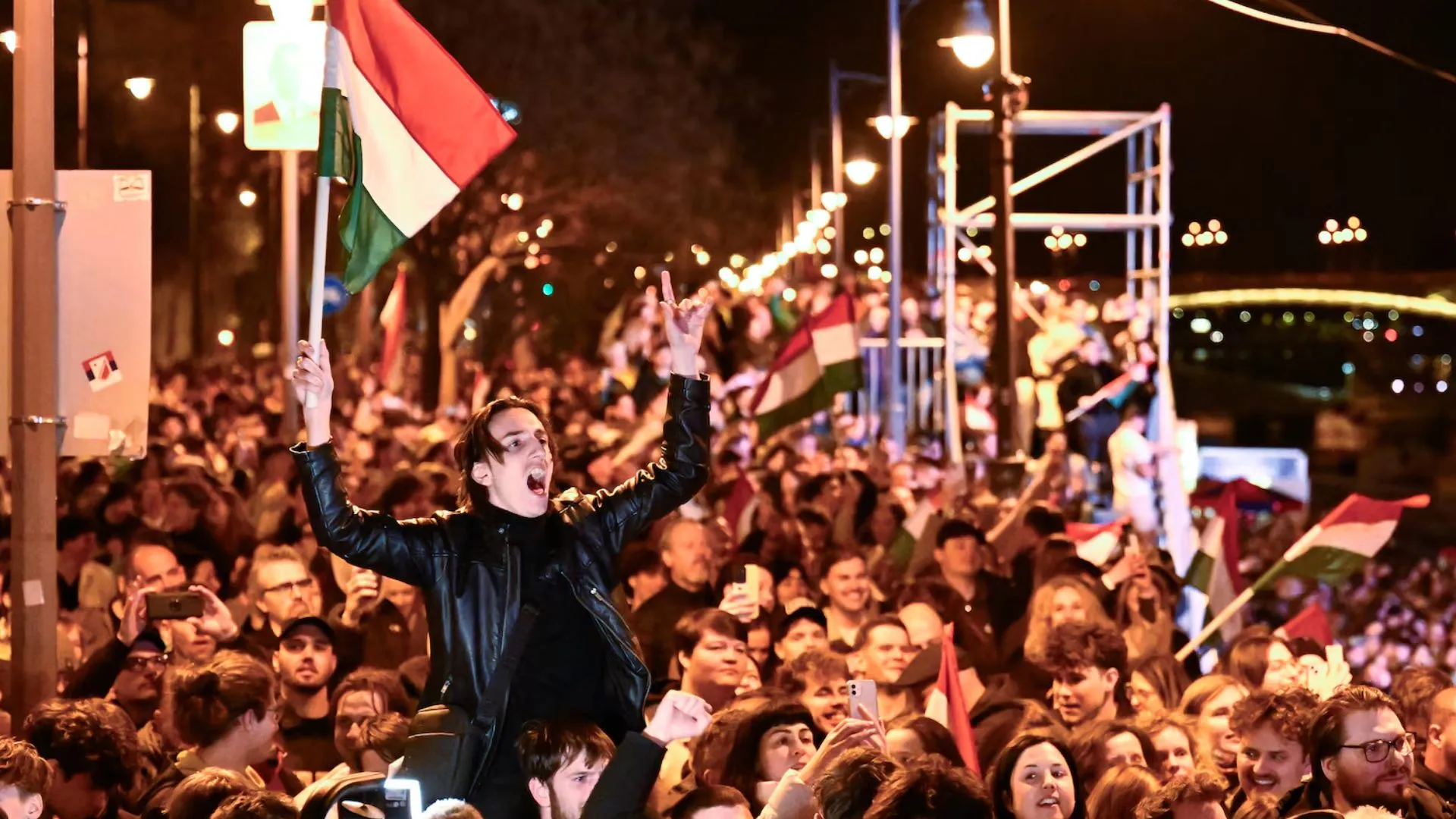 /VIDEO/ Petrecere la Budapesta, după numărarea a 99% din voturi. Peter Magyar: „Am eliberat Ungaria”
