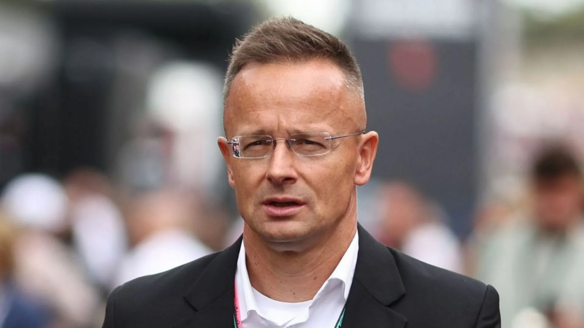 Acuzații la Budapesta: Ministrul de Externe, suspectat că ar fi distrus documente după înfrângerea lui Viktor Orban