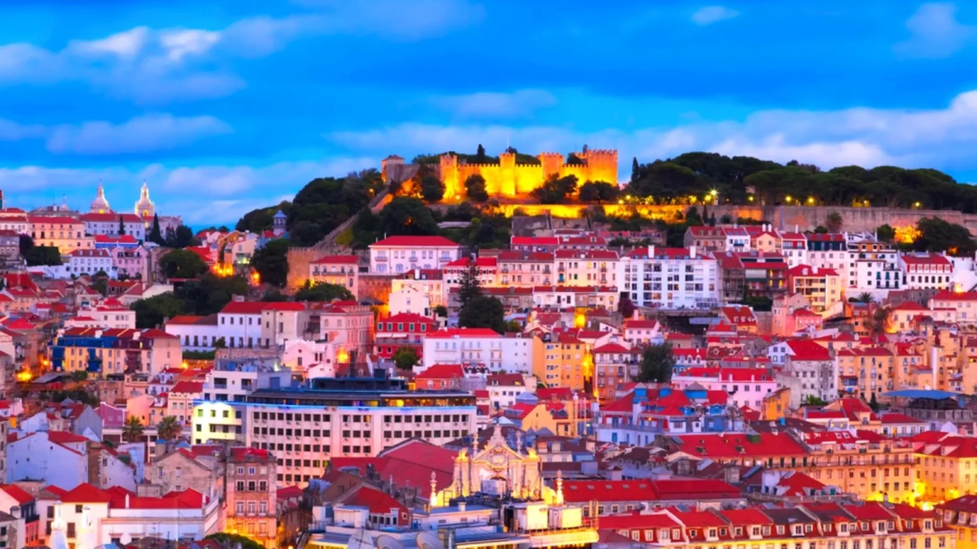 Topul celor mai colorate orașe din lume: Câștigătorul, o capitală europeană, are peste 2,6 milioane de nuanțe