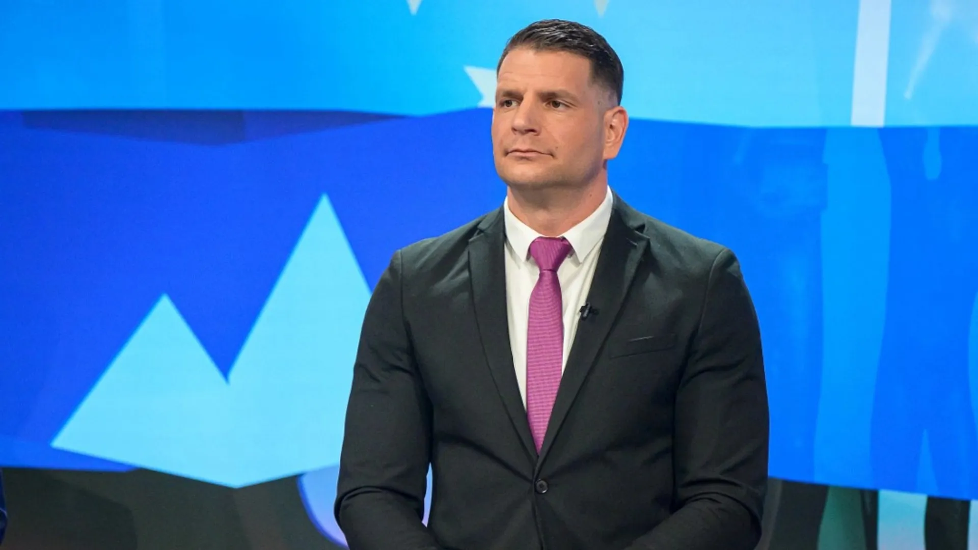 Liderul Parlamentului sloven vrea referendum pentru ieșirea din NATO: Planifică o vizită la Moscova