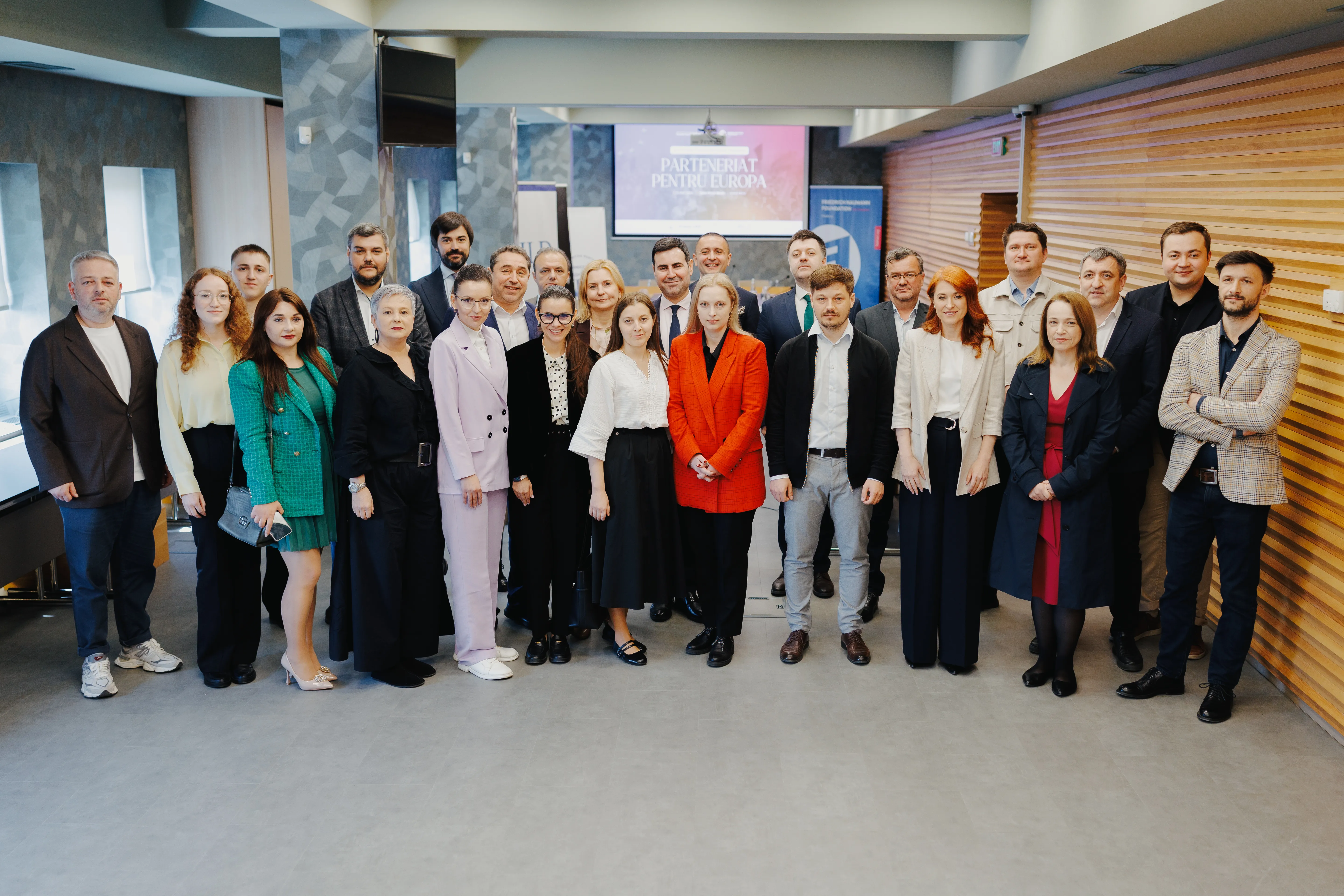 Patru asociații din Republica Moldova și România lansează platforma civică „Parteneriat pentru Europa” /P/
