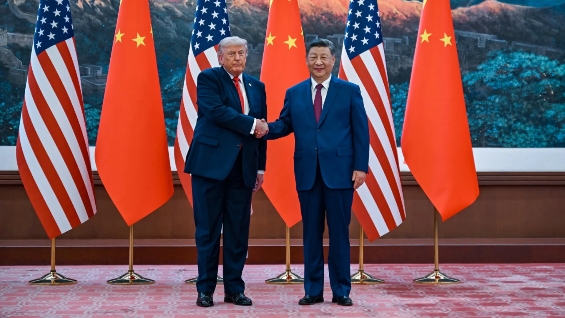 /VIDEO/ Donald Trump, primit regește în China: Xi Jinping l-ar fi avertizat însă în privința Taiwanului