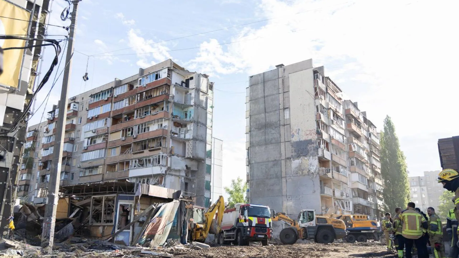 /VIDEO/ Zi de doliu la Kiev după atacul Rusiei: Bilanțul a crescut la 24 de morți, inclusiv 3 copii