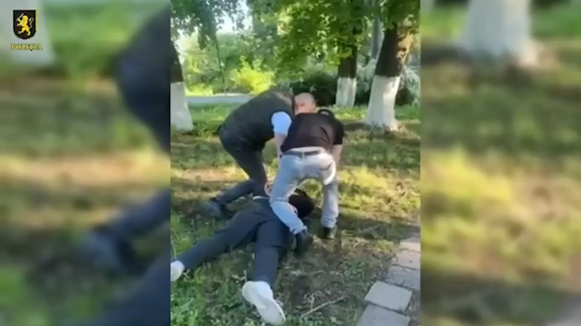 /VIDEO/ Au inventat un dosar penal și au obținut peste un milion de lei: Doi tineri, reținuți la Rîșcani