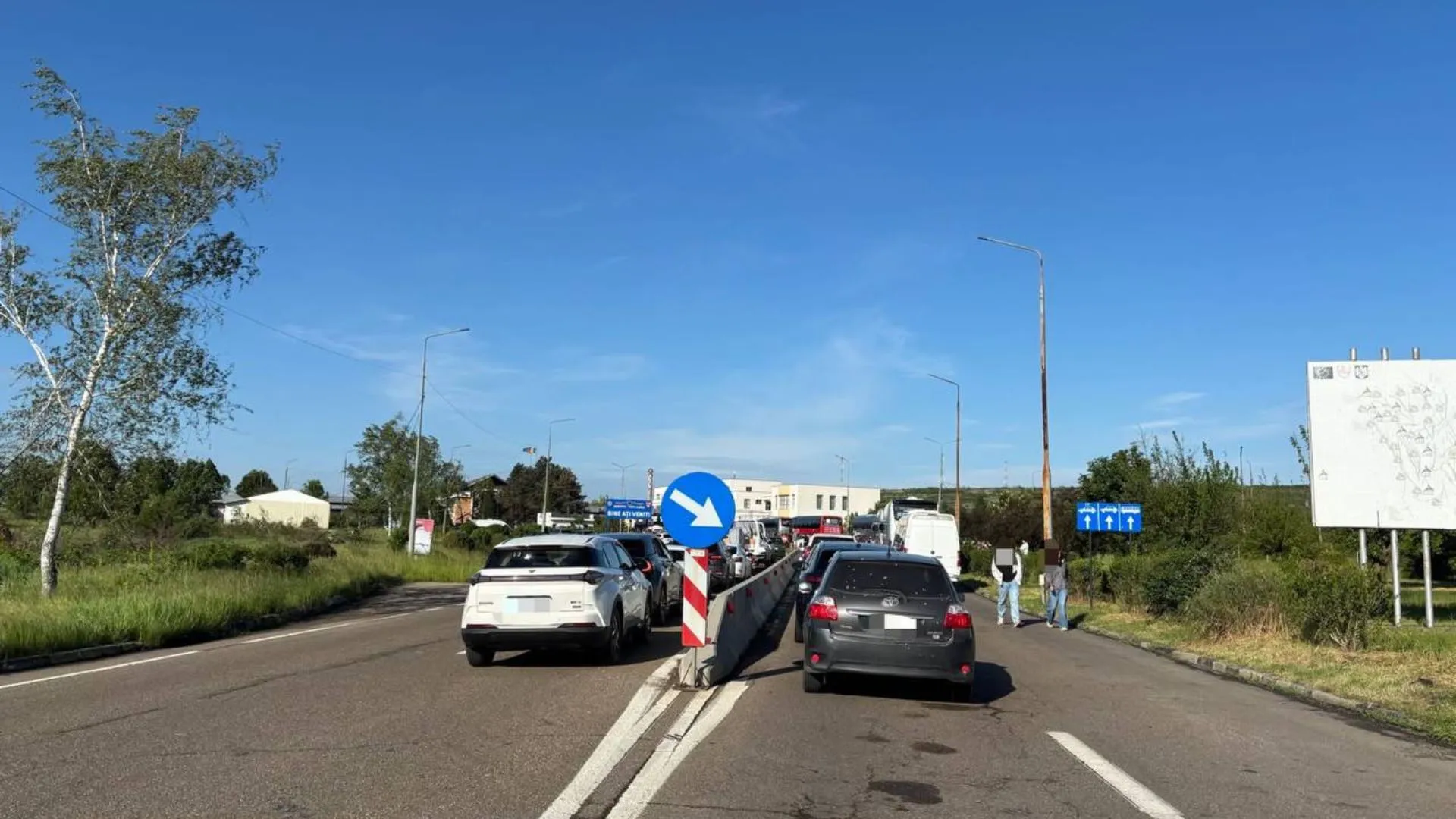 Trafic intens la frontieră, pe sensul de ieșire din Republica Moldova: Ce vamă să evitați
