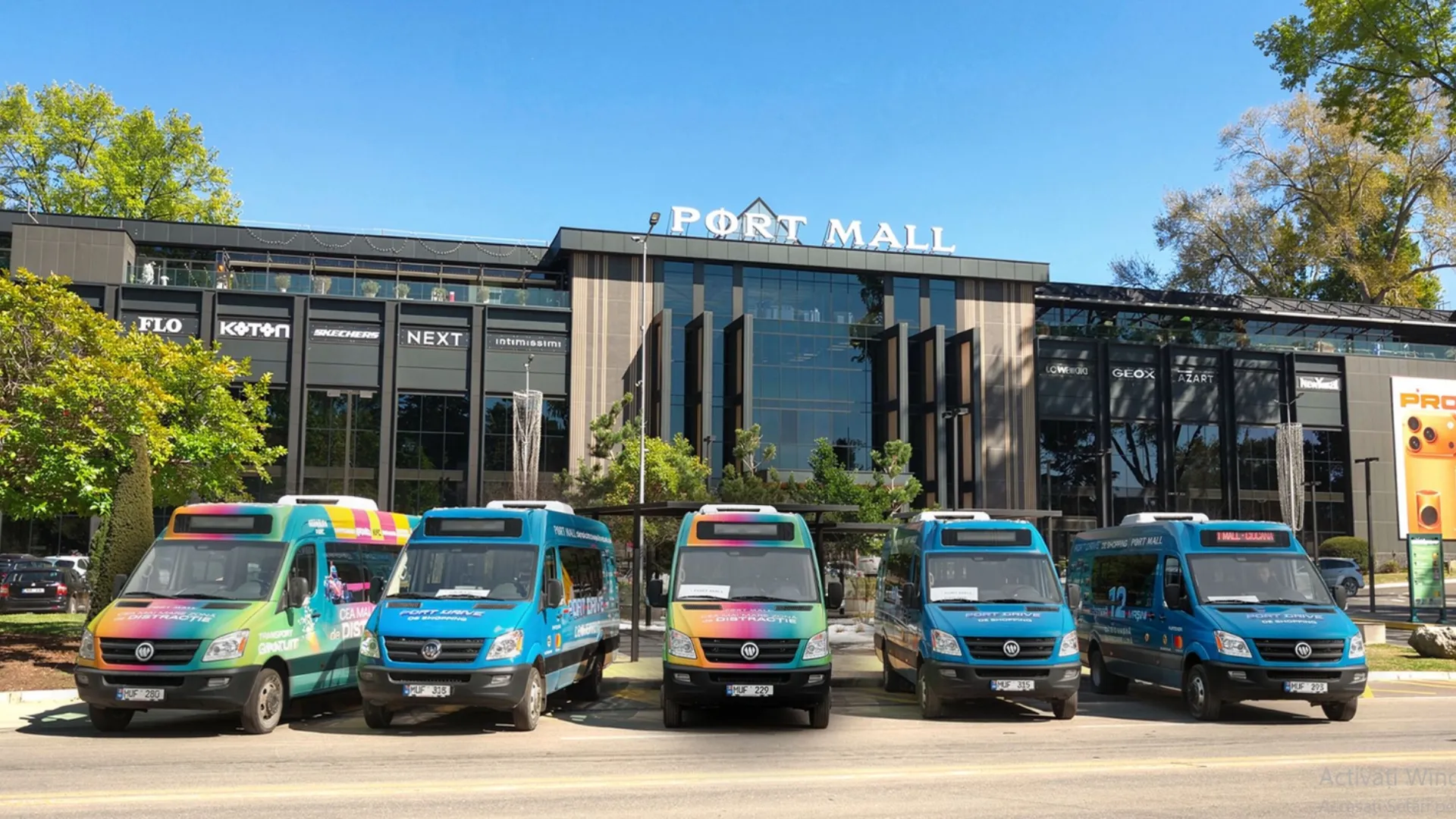 Magazinele din PORT MALL dau liber la reduceri de Ziua Copilului /P/