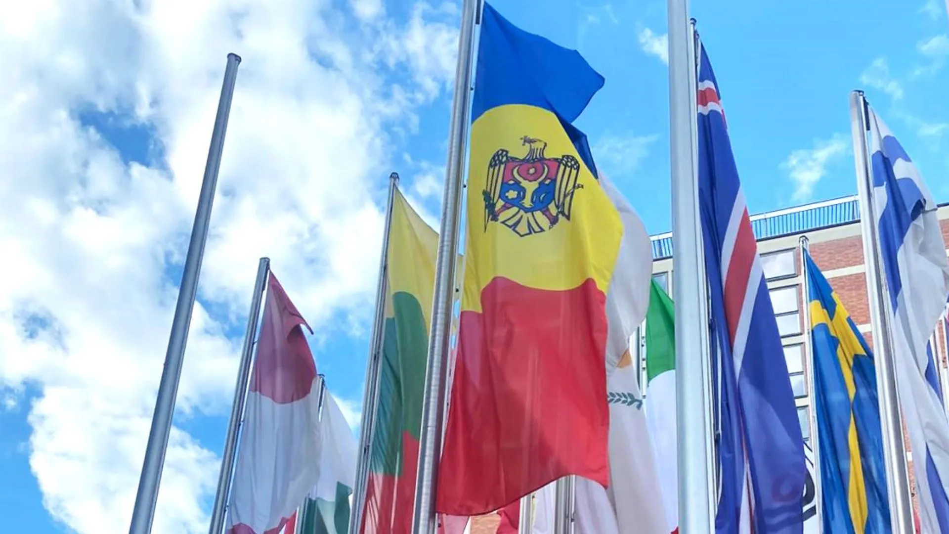 /VIDEO/ Moldova, al 40-lea stat membru al Organizației Europene de Brevete: Drapelul a fost arborat oficial la Munchen