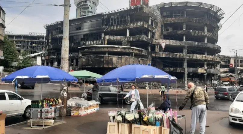 /VIDEO/ „Este ca la Cernobîl”: Cum arată viața în cel mai bombardat cartier din Kiev