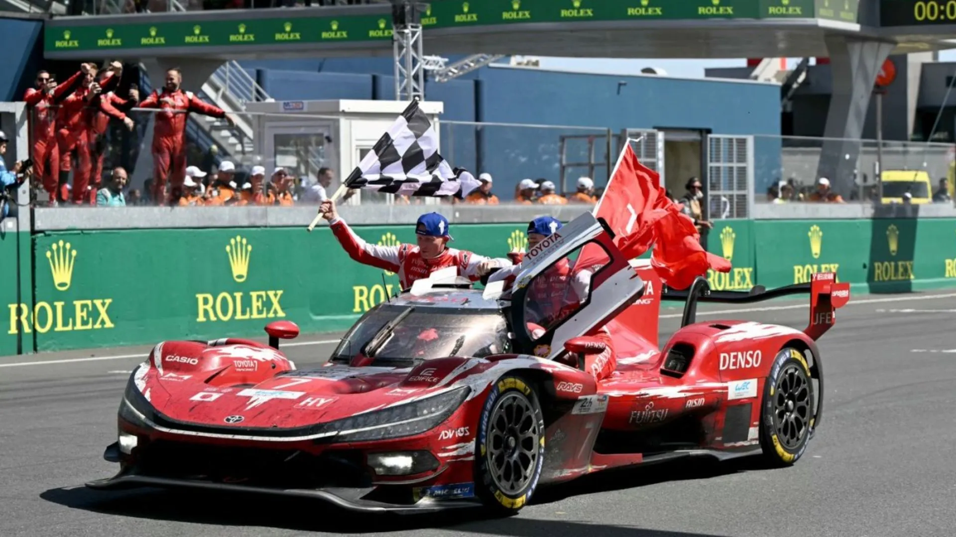 Toyota a câștigat Cursa de 24 de ore de la Le Mans: Bătălie epică cu rivala BMW