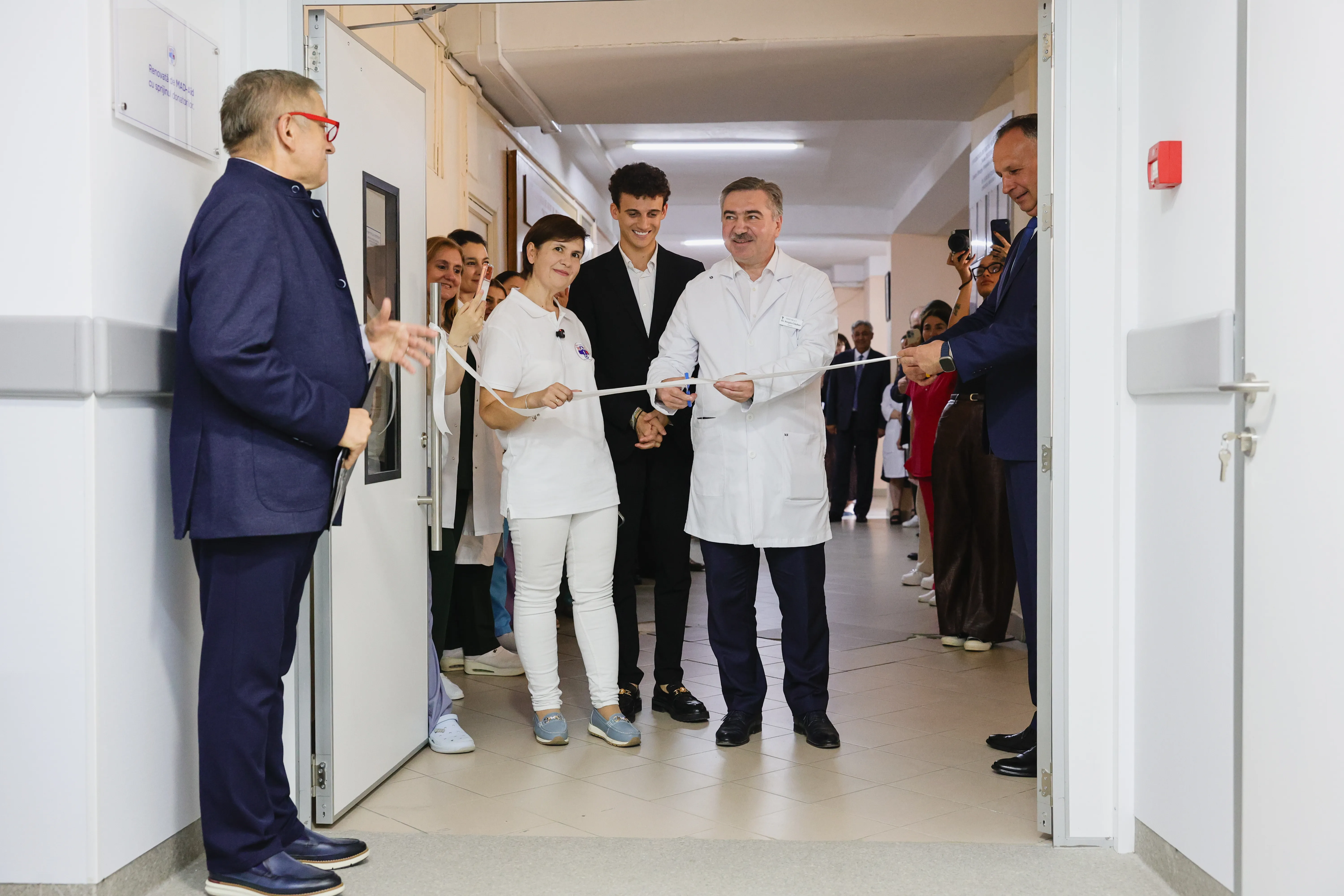 Rezultatele campaniei „Reciclează azi pentru spitalele de mâine”. Cum arată noua secție renovată capital /P/