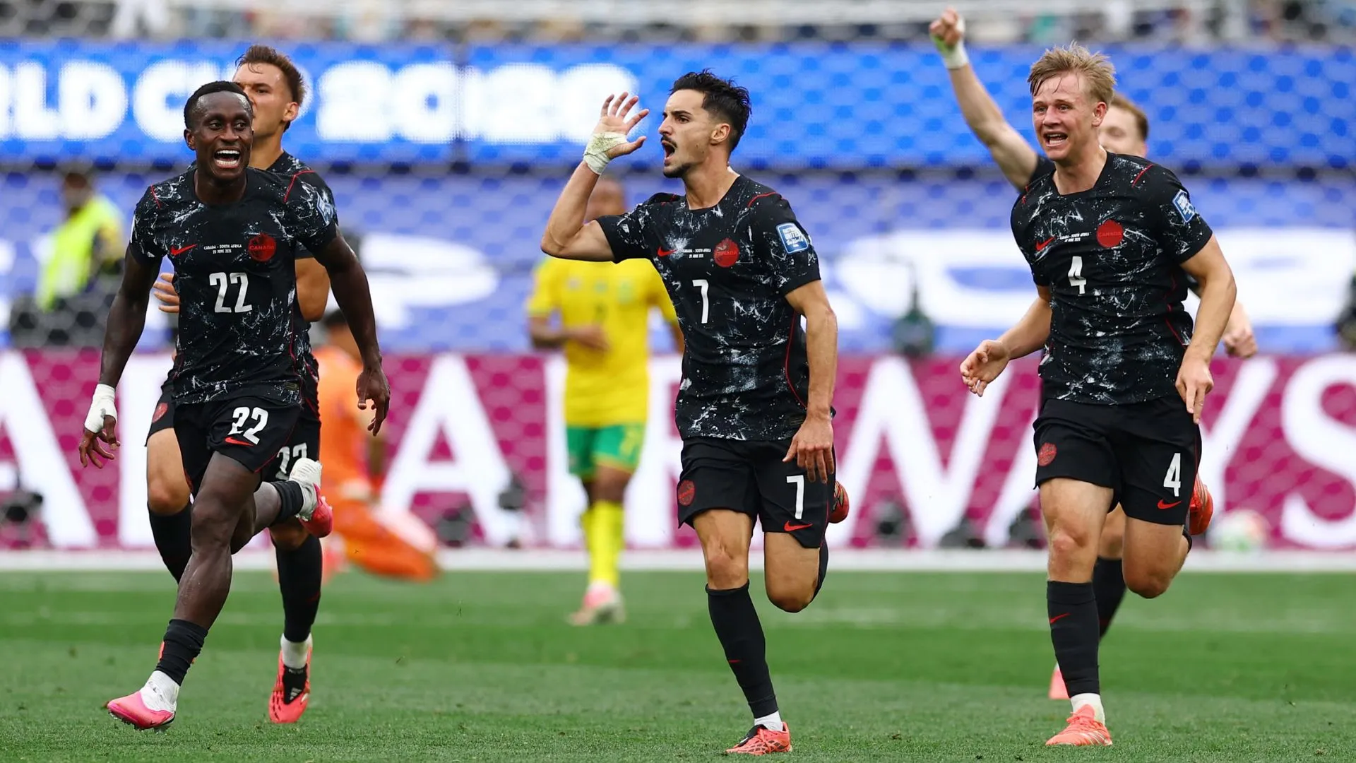Canada, prima echipă calificată în optimile Cupei Mondiale de fotbal: Victorie în extremis cu Africa de Sud