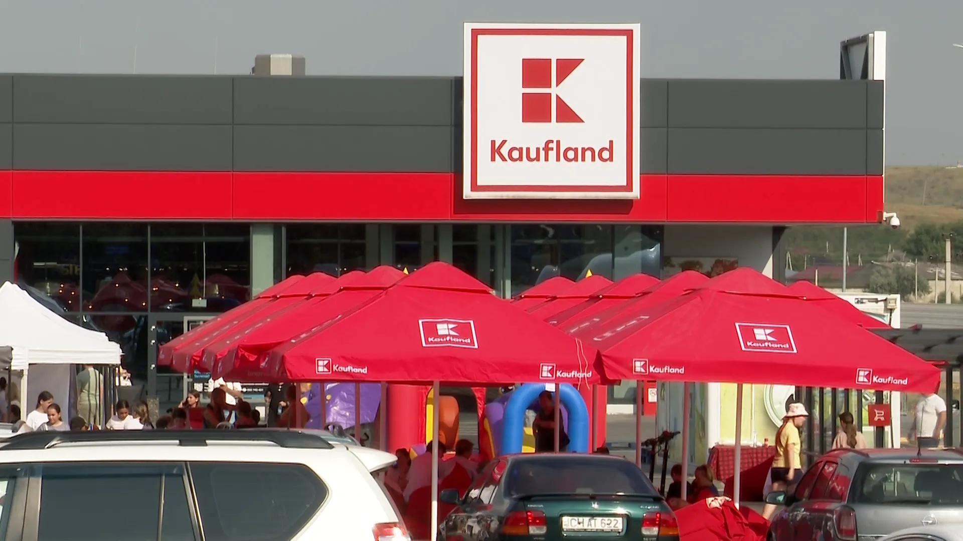 /VIDEO/ „Fashion Show & Music Evening”: Parcarea Kaufland din Comrat a găzduit un eveniment de excepție /P/