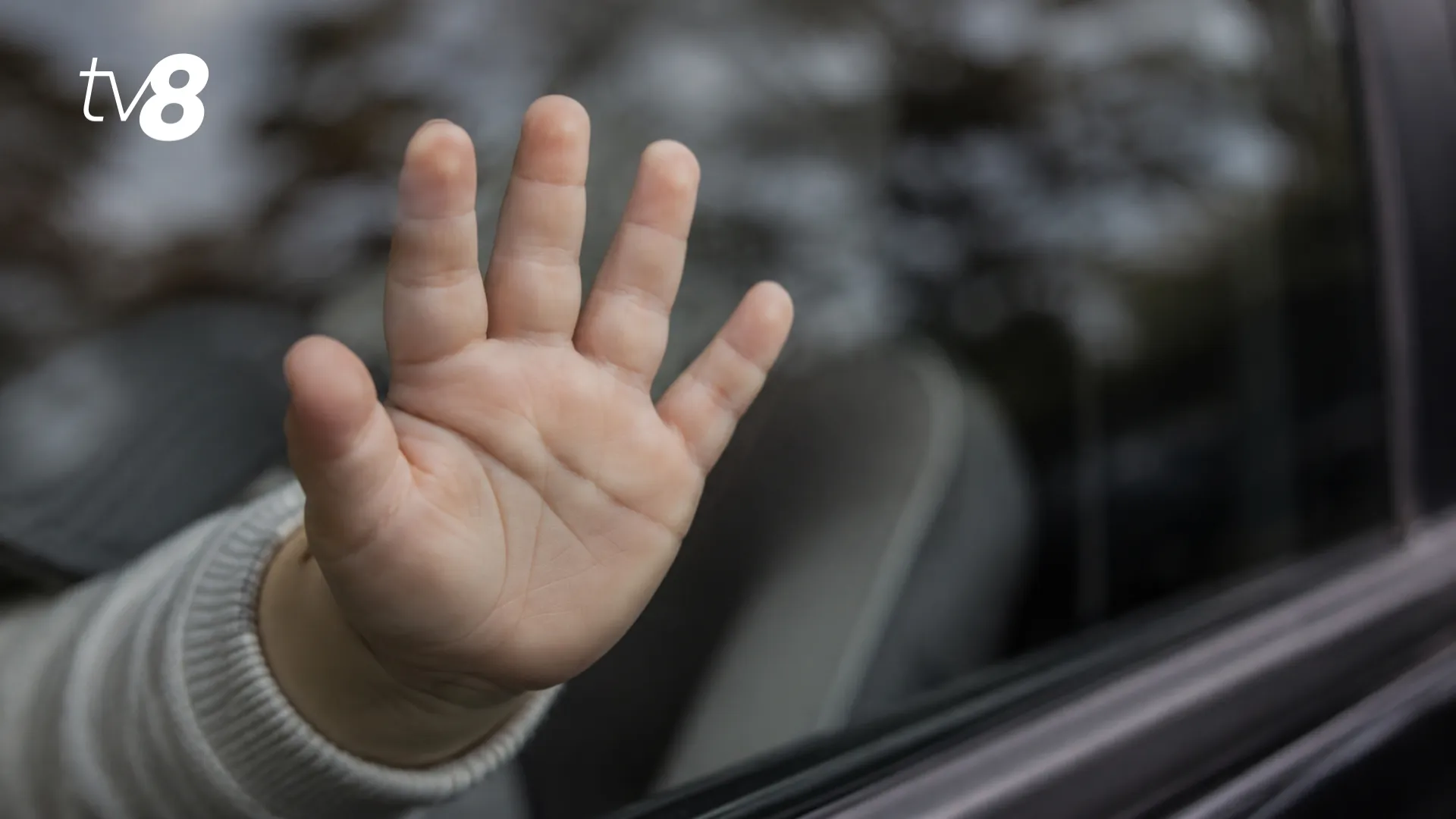 Intervenție de urgență la Cahul: Un bebeluș de 3 luni a rămas blocat în mașină