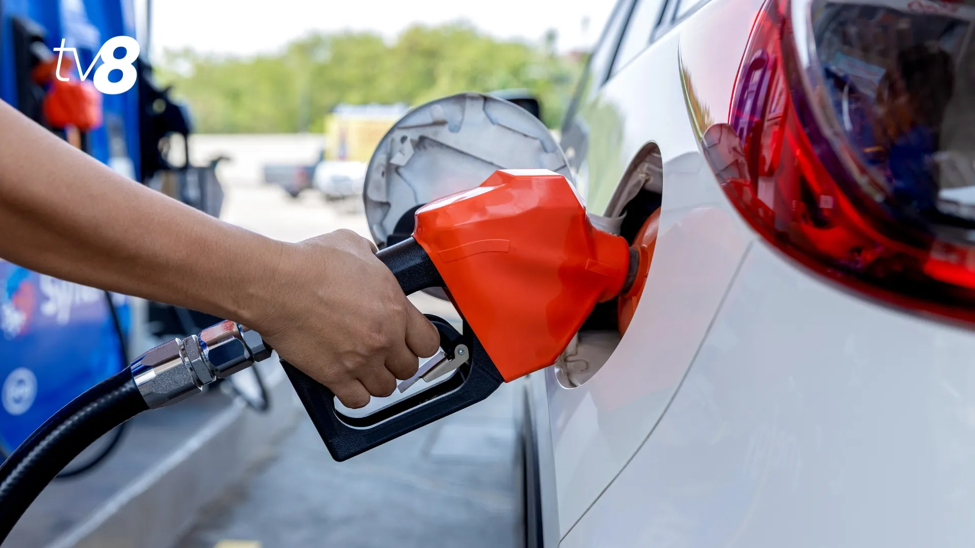 Prima ieftinire după valul de scumpiri: Cât vor costa benzina și motorina pe 4 august 2026