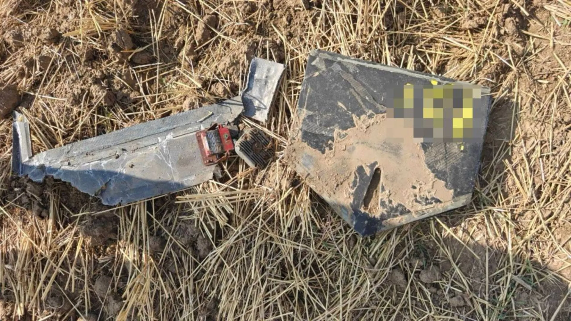 /FOTO/ Alertă la Cahul: Resturile unei drone „Gheran-2”, descoperite lângă satul Văleni